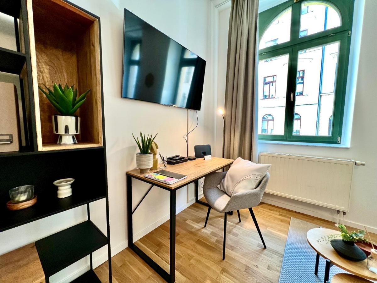 Luxury Style 2 By R&l In Centre Apartment *